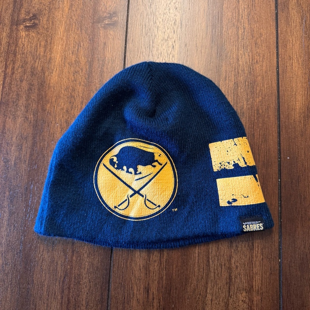 Buffalo Sabres My NHL Youth Boys Winter Beanie Hat Size 8-20 OSFM 100% Acrylic